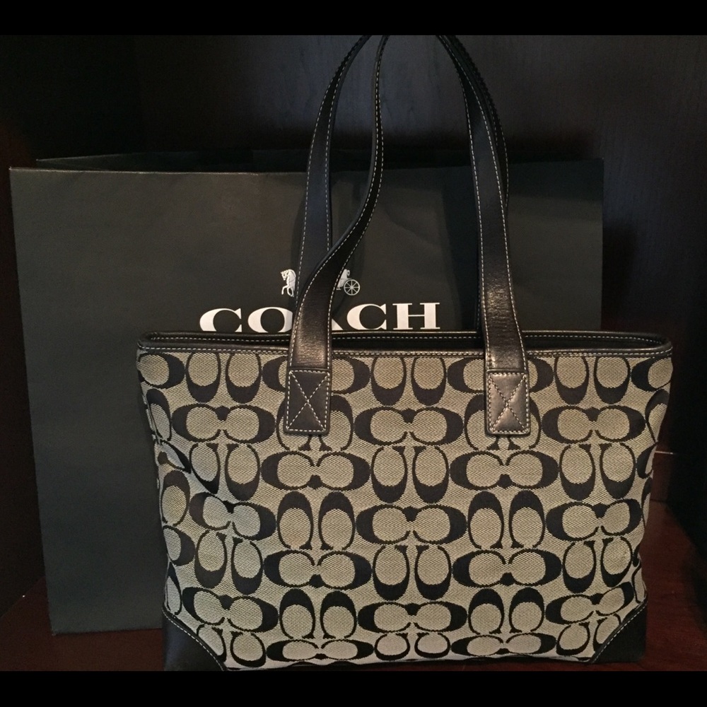 💯 Coach signature tote handbag with bag